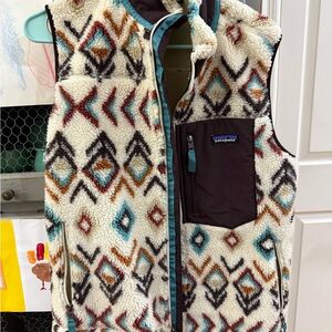Patagonia women’s Retro-X Multicolor Fleece Vest